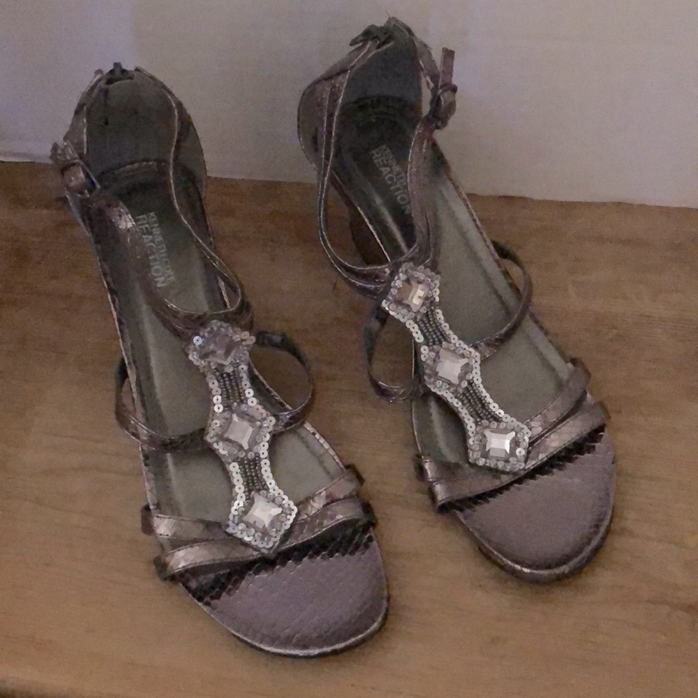 NWOB Kenneth Cole Reaction Rhinestone Wedge Sandal